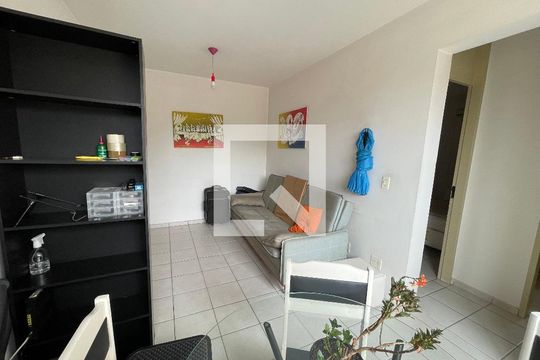 Sala de apartamento para alugar com 2 quartos, 55m² em Jaguaré, São Paulo