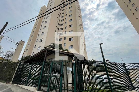 Fachada e portaria de apartamento para alugar com 2 quartos, 55m² em Jaguaré, São Paulo