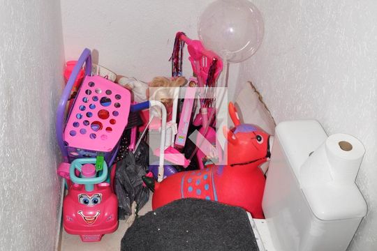 Lavabo de casa de condomínio para alugar com 2 quartos, 100m² em Vila Nina, São Paulo