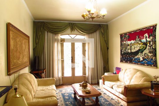 Casa à venda com 3 quartos, 250m² em Jardim Bonfiglioli, São Paulo