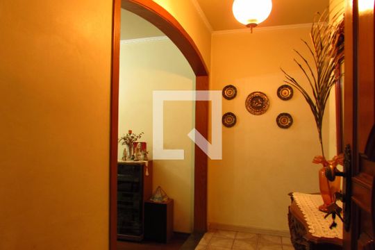 Hall de entrada de casa à venda com 3 quartos, 250m² em Jardim Bonfiglioli, São Paulo