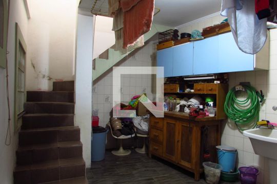 Quintal de casa à venda com 3 quartos, 250m² em Jardim Bonfiglioli, São Paulo