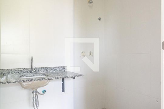 Banheiro de apartamento para alugar com 1 quarto, 39m² em Ingá, Niterói