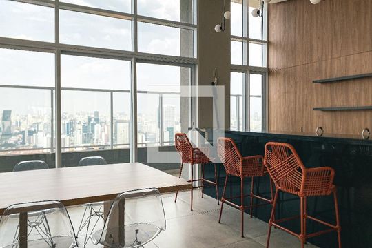 Área comum de kitnet/studio para alugar com 1 quarto, 26m² em Butantã, São Paulo