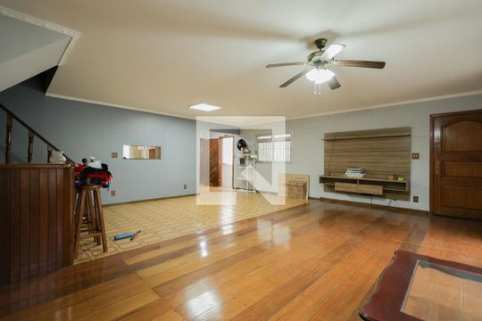 Sala de casa para alugar com 4 quartos, 260m² em Vila Nova Cachoeirinha, São Paulo