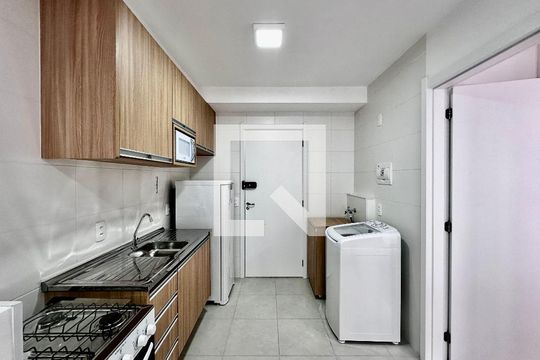 Cozinha de apartamento à venda com 1 quarto, 27m² em Jardim Caravelas, São Paulo
