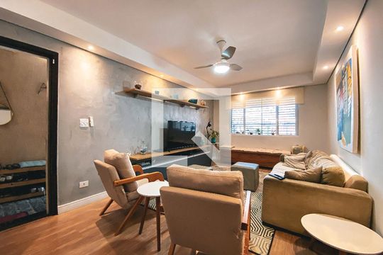 Casa à venda com 3 quartos, 120m² em Vila Polopoli, São Paulo