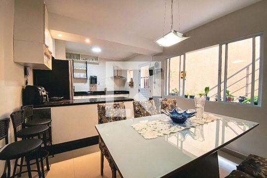 Cozinha de casa à venda com 3 quartos, 120m² em Vila Polopoli, São Paulo