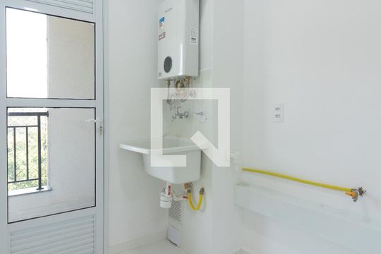 Área de Serviço de apartamento para alugar com 2 quartos, 56m² em Jardim Recanto Suave, Cotia