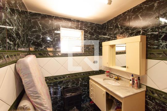Banheiro da Suite de casa à venda com 4 quartos, 157m² em Vila Sapopemba, São Paulo