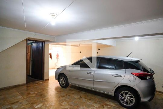 Garagem de casa à venda com 3 quartos, 191m² em Boa Vista, São Caetano do Sul