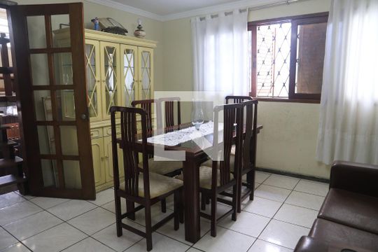 Sala 1 de casa à venda com 4 quartos, 180m² em Vila da Saúde, São Paulo