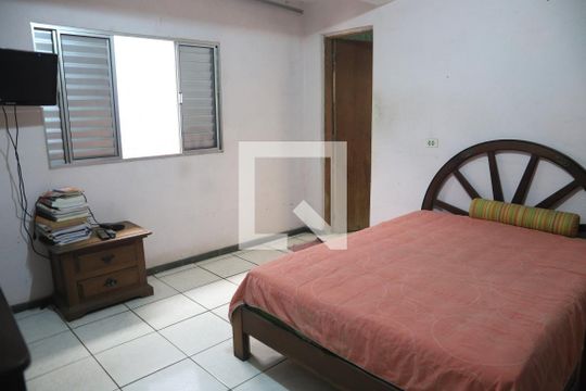 Suíte de casa à venda com 4 quartos, 180m² em Vila da Saúde, São Paulo