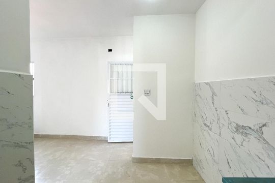 Cozinha de casa de condomínio para alugar com 1 quarto, 50m² em Jaraguá, São Paulo
