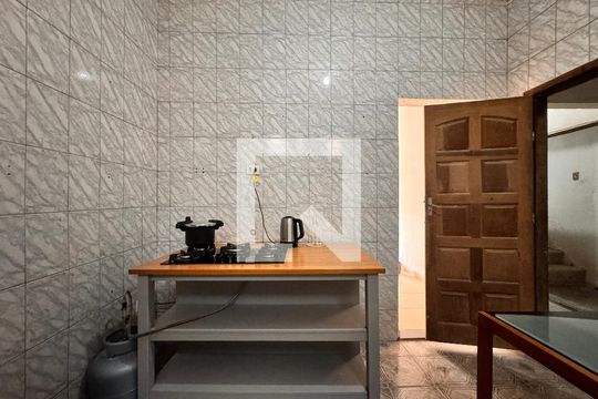 Cozinha de casa à venda com 2 quartos, 180m² em Jardim das Maravilhas, Santo André