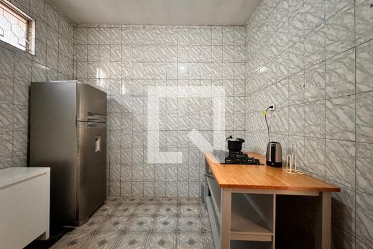 Cozinha de casa à venda com 2 quartos, 180m² em Jardim das Maravilhas, Santo André