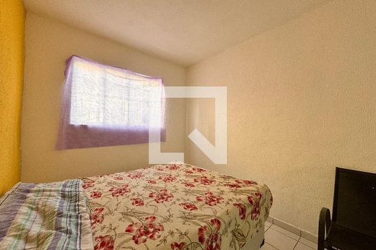 Quarto 1 de casa à venda com 2 quartos, 180m² em Jardim das Maravilhas, Santo André