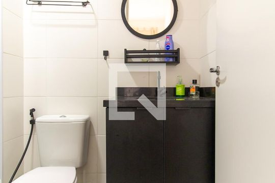 Banheiro de apartamento à venda com 1 quarto, 30m² em Bom Retiro, São Paulo