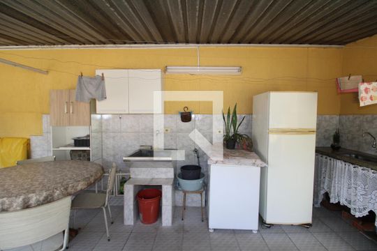 Área de Serviço de casa à venda com 3 quartos, 136m² em Vila Vitorio Mazzei, São Paulo