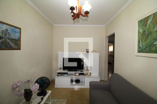 Sala de casa à venda com 3 quartos, 136m² em Vila Vitorio Mazzei, São Paulo