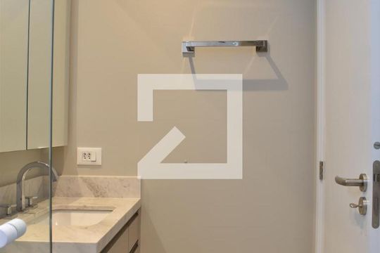 Banheiro Suíte de apartamento à venda com 3 quartos, 94m² em Juvevê, Curitiba