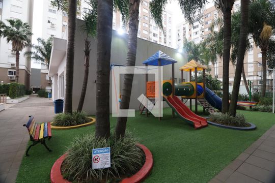 Área comum - Playground de apartamento à venda com 2 quartos, 63m² em Marechal Rondon, Canoas