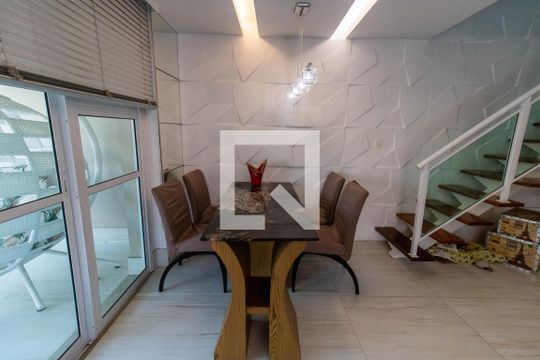 Sala de apartamento à venda com 3 quartos, 275m² em Icaraí, Niterói