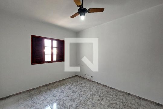 Quarto 1 de casa à venda com 2 quartos, 75m² em Jardim Satélite, São Paulo