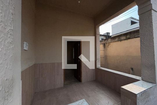Varanda de casa para alugar com 2 quartos, 70m² em Madureira, Rio de Janeiro