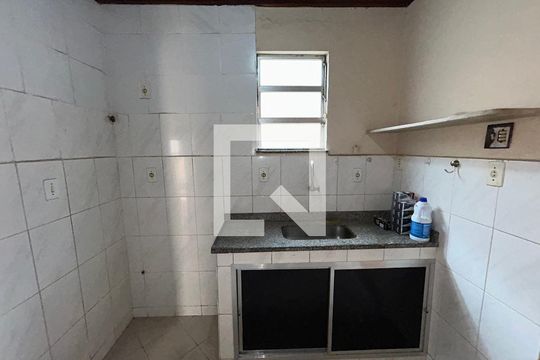 Cozinha de casa para alugar com 2 quartos, 70m² em Madureira, Rio de Janeiro