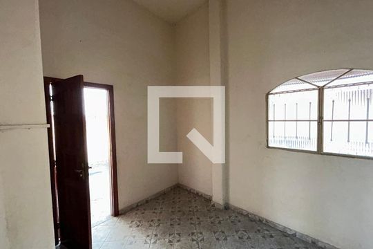 Área de Serviço de casa para alugar com 2 quartos, 70m² em Madureira, Rio de Janeiro