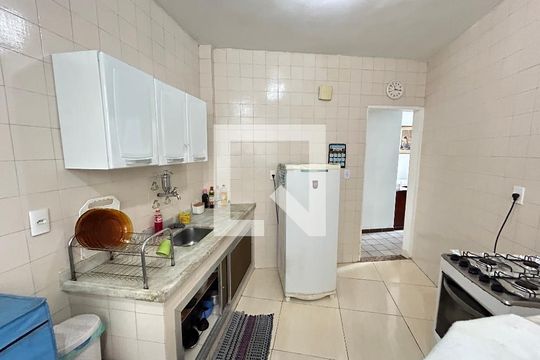Cozinha de apartamento à venda com 2 quartos, 53m² em Irajá, Rio de Janeiro