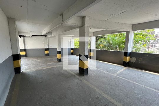 Garagem de apartamento à venda com 2 quartos, 53m² em Irajá, Rio de Janeiro