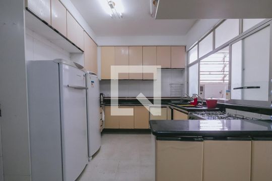 Cozinha de apartamento para alugar com 4 quartos, 217m² em Ondina, Salvador