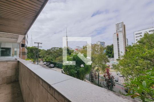 Varanda da sala de apartamento para alugar com 4 quartos, 217m² em Ondina, Salvador