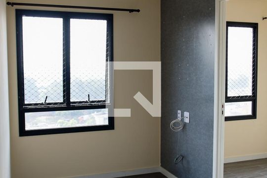 sala de apartamento para alugar com 2 quartos, 36m² em Presidente Altino, Osasco