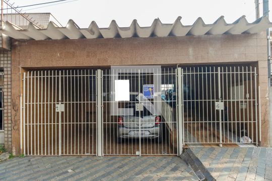 Fachada  de casa à venda com 3 quartos, 160m² em Vila Carrão, São Paulo