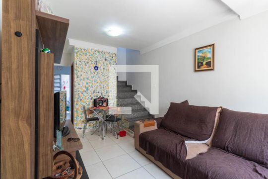 Casa de Condomínio à venda com 2 quartos, 61m² em Cidade Lider, São Paulo