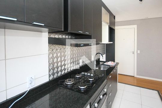Cozinha de apartamento à venda com 2 quartos, 41m² em Vila Ema, São Paulo