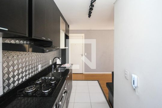 Cozinha de apartamento à venda com 2 quartos, 41m² em Vila Ema, São Paulo