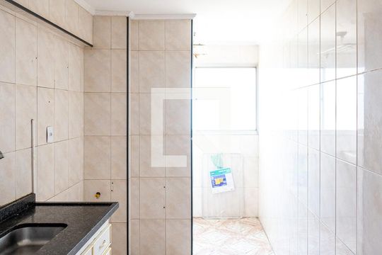 Cozinha de apartamento à venda com 2 quartos, 60m² em Cidade Nova Heliópolis, São Paulo