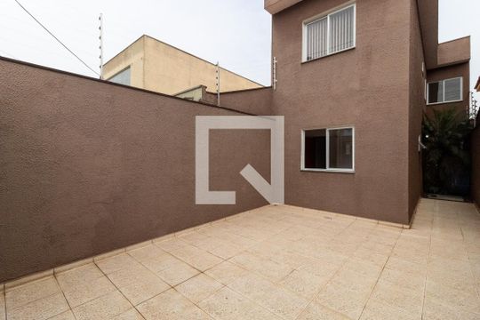 Garagem de casa à venda com 4 quartos, 150m² em Campininha, São Paulo