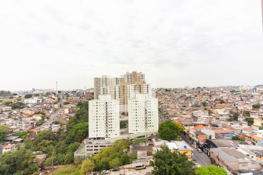 Vista  de apartamento à venda com 2 quartos, 47m² em Padroeira, Osasco
