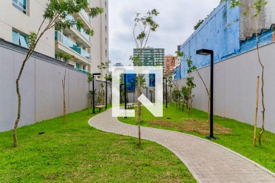 Área comum de kitnet/studio para alugar com 1 quarto, 35m² em Santo Amaro, São Paulo