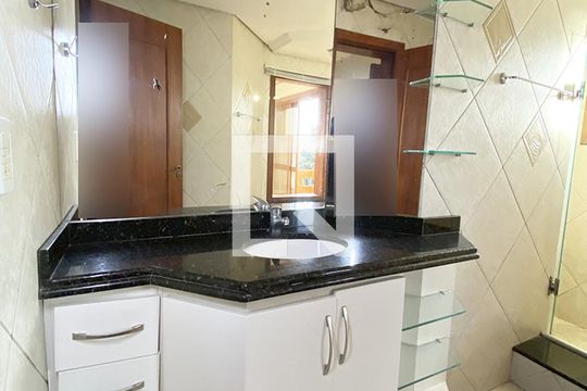 Banheiro da Suíte de casa à venda com 3 quartos, 215m² em Pinheiro, São Leopoldo