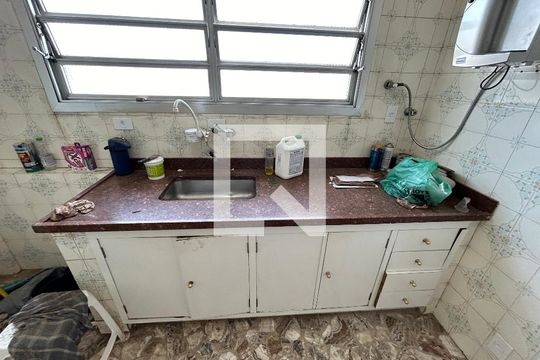 Cozinha de apartamento para alugar com 3 quartos, 200m² em Lapa, São Paulo