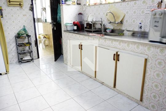 Cozinha de casa à venda com 5 quartos, 450m² em Jacarepaguá , Rio de Janeiro