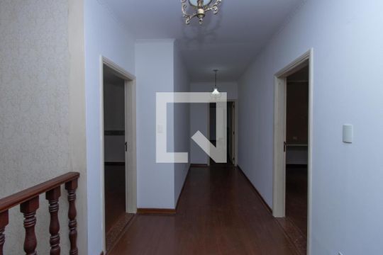 Hall da escada de casa à venda com 6 quartos, 540m² em Jardim Leonor Mendes de Barros, São Paulo