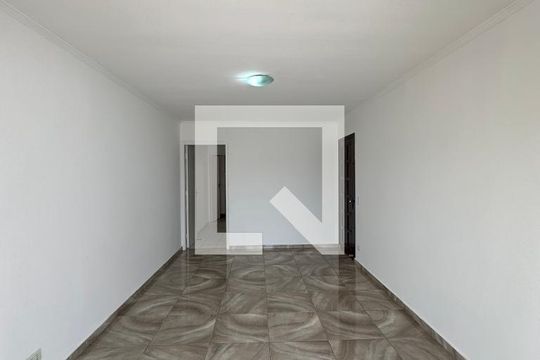 Sala de casa à venda com 3 quartos, 140m² em Vila Polopoli, São Paulo