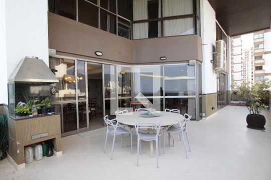 Varanda de apartamento à venda com 4 quartos, 310m² em Barra da Tijuca, Rio de Janeiro